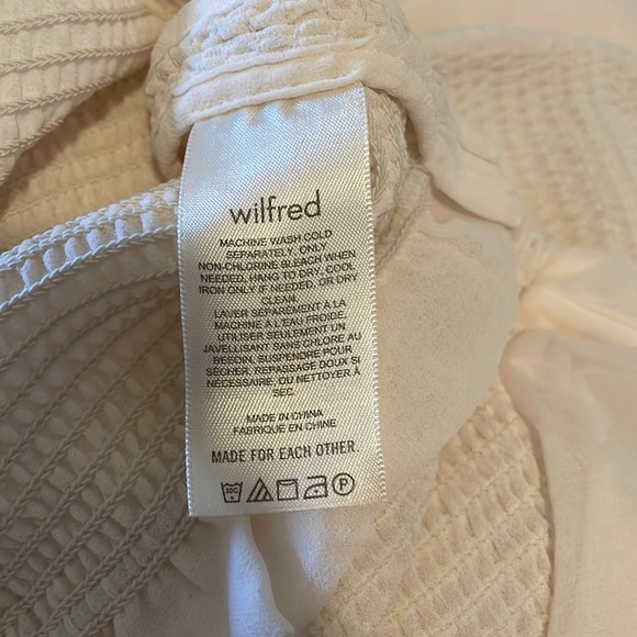 aritzia tempest blouse light birch - Picture 6 of 7